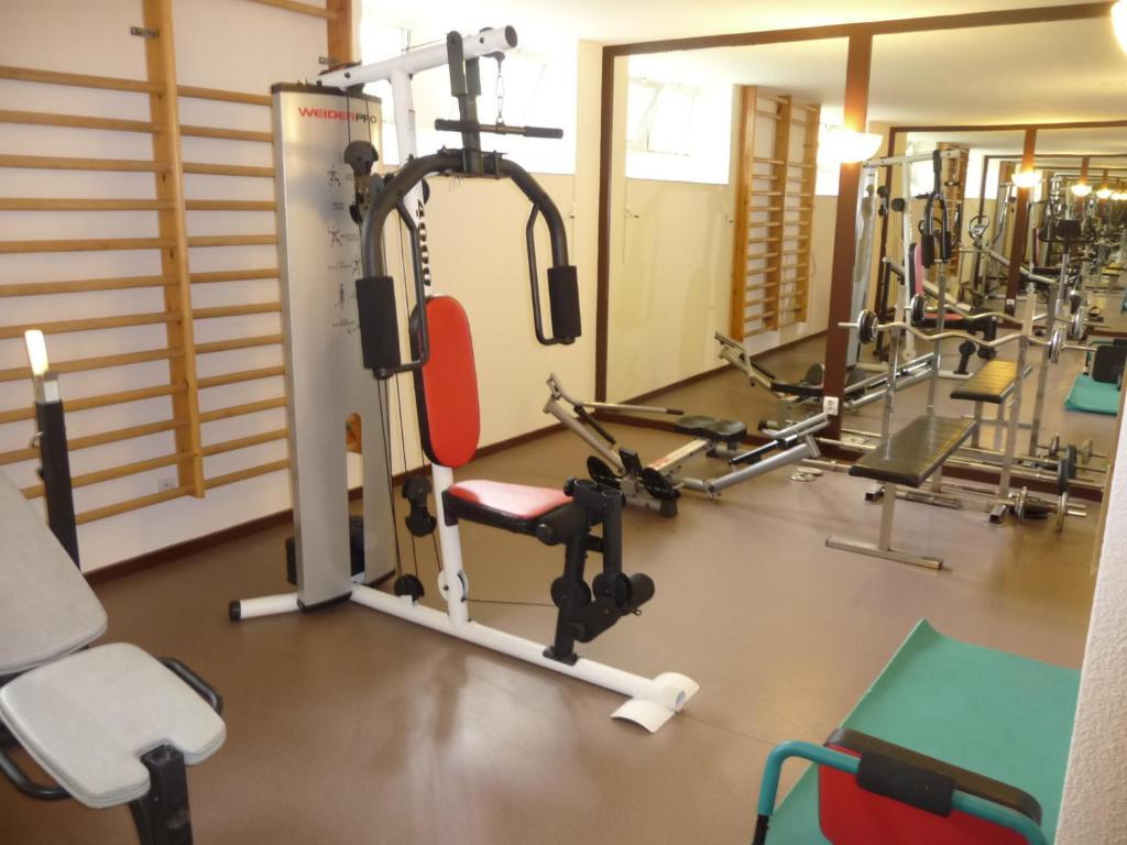 Logis Hotel Saint-Roch Pleumartin Kültér fotó