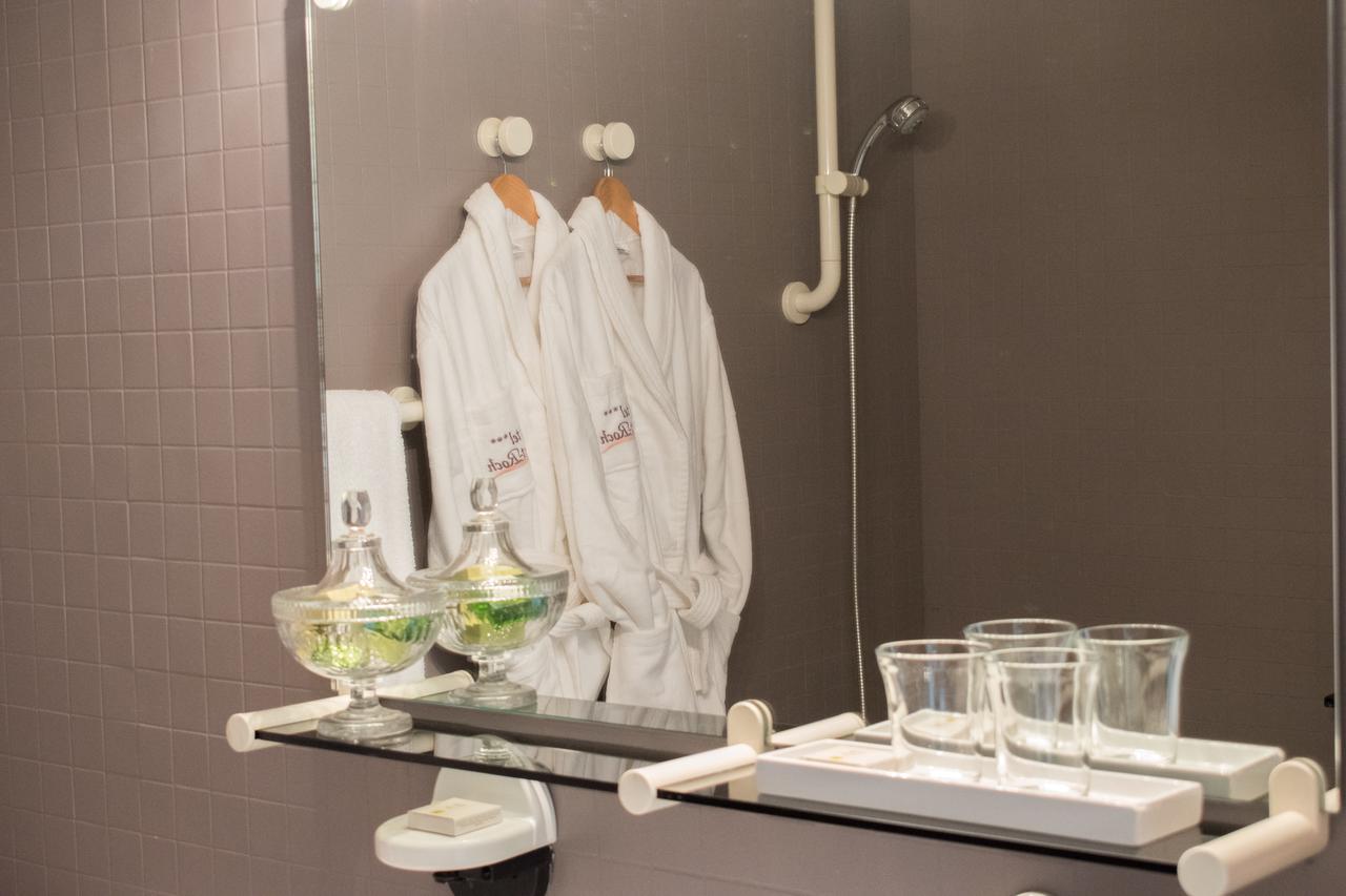 Logis Hotel Saint-Roch Pleumartin Kültér fotó