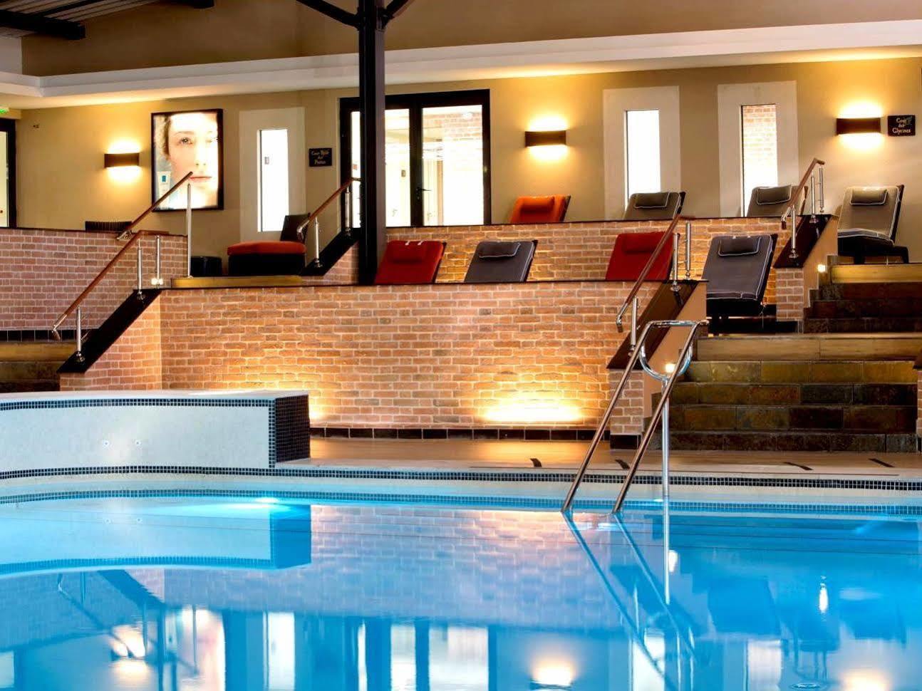 Logis Hotel Saint-Roch Pleumartin Kültér fotó